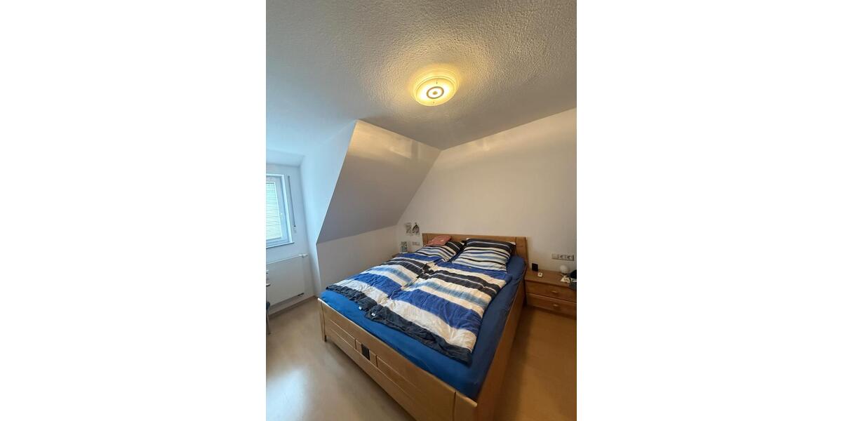 Dachgeschoßwohnung Freudenstadt - 4 Zimmer, 81 m&sup2;, 790&euro; | Angebot:26618148