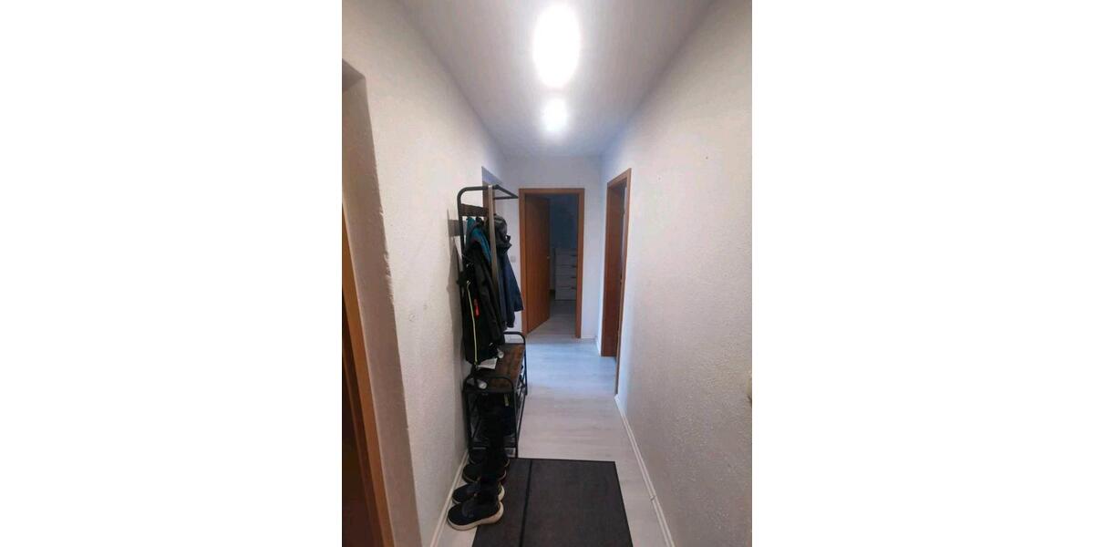 Etagenwohnung Eisenberg - 3 Zimmer, 58 m&sup2;, 550&euro; | Angebot:25976533