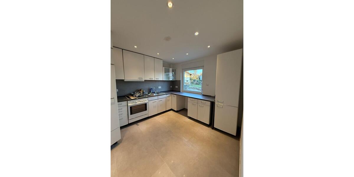 Erdgeschoßwohnung Neuberg - 3 Zimmer, 100 m&sup2;, 1.100&euro; | Angebot:24496928