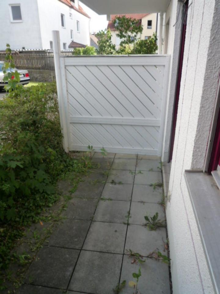 Schönes 1-Zimmer-Appartement mit EBK und Terrasse, Haunstetten