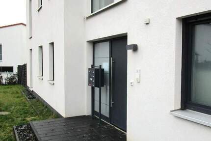 Wohnung Seukendorf - 2 Zimmer, 55 m&sup2;, 850&euro; | Angebot:24916397