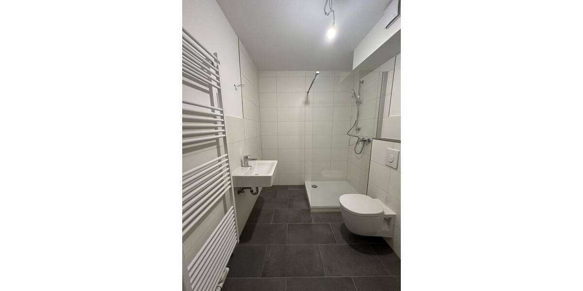 Erdgeschoßwohnung Essen Stadtbezirk VII - 2.5 Zimmer, 67 m&sup2;, 690&euro; | Angebot:26170267