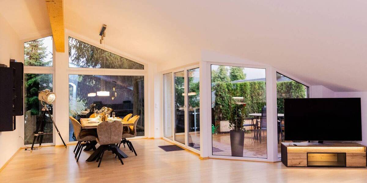 Etagenwohnung Murnau am Staffelsee Murnau - 3 Zimmer, 171 m&sup2;, 2.500&euro; | Angebot:22207247