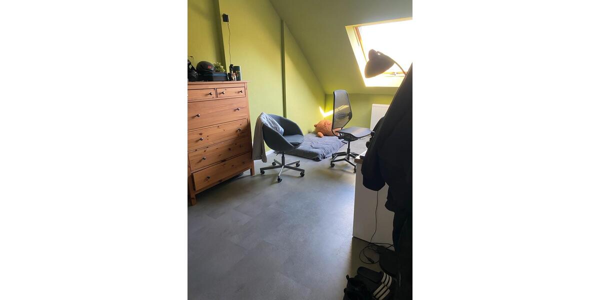 Dachgeschoßwohnung Lemgo - 4 Zimmer, 85 m&sup2;, 730&euro; | Angebot:26374142