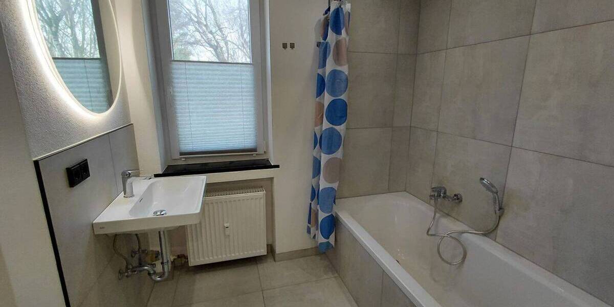 Etagenwohnung Straubing - 2 Zimmer, 75 m&sup2;, 900&euro; | Angebot:25927834