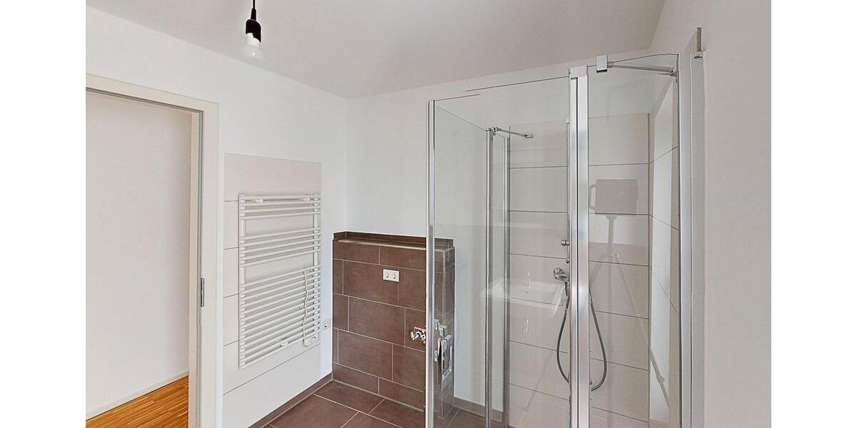 Etagenwohnung Wuppertal Gemarkung Elberfeld - 2 Zimmer, 73 m&sup2;, 905&euro; | Angebot:26663522