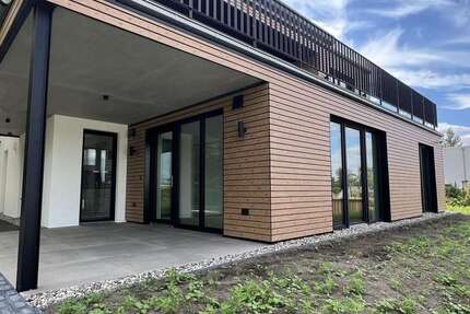 Wohnung zum Mieten in Schwerin 840 € 63 m²