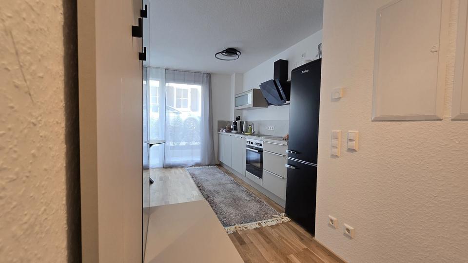 Wohnen auf Zeit Metzingen - 2 Zimmer, 53 m&sup2;, 1.250&euro; | Angebot:23935718