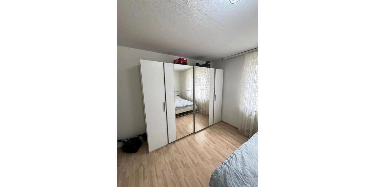 Etagenwohnung Hanau Lamboy - 3 Zimmer, 64 m&sup2;, 600&euro; | Angebot:25148136