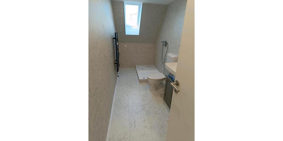 Dachgeschoßwohnung Lennestadt - 1 Zimmer, 45 m&sup2;, 420&euro; | Angebot:26335301