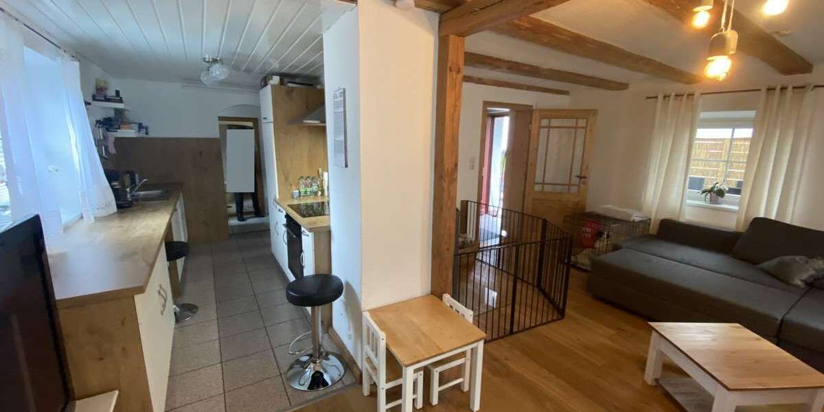 Einfamilienhaus Schrobenhausen - 4 Zimmer, 102 m&sup2;, 1.050&euro; | Angebot:26253813