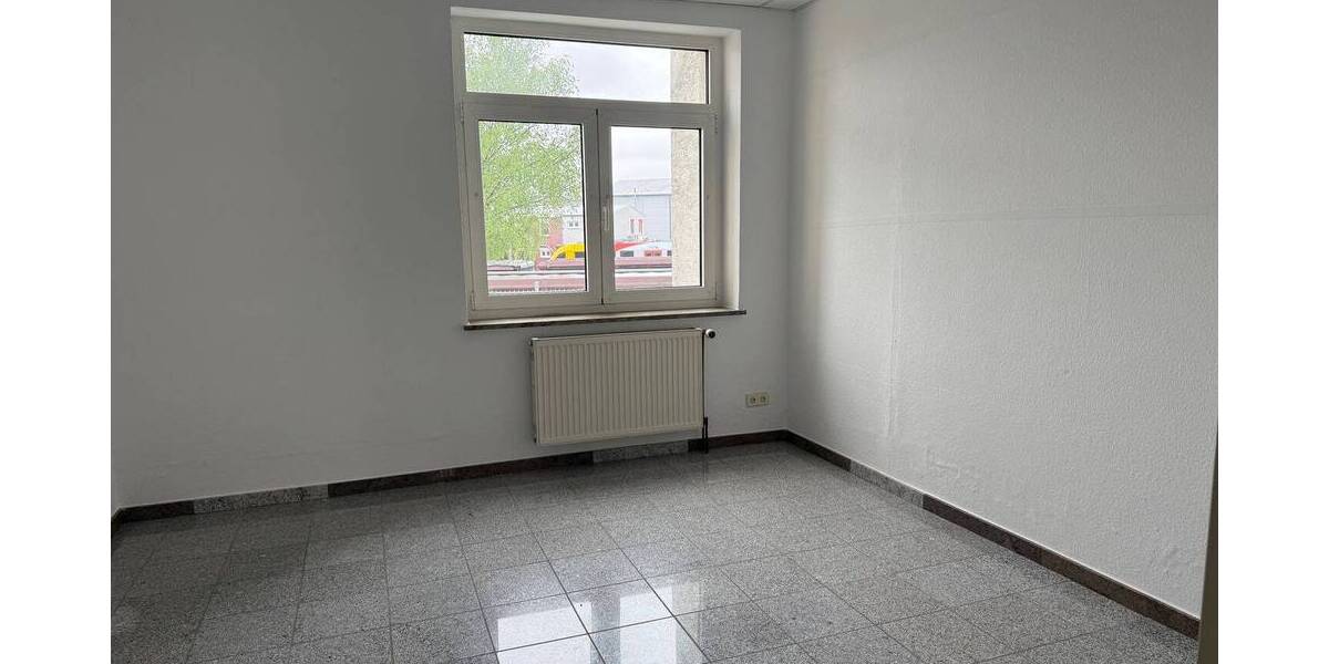 Gewerbeobjekt Limburg - 4 Zimmer, 120 m&sup2;, 850&euro; | Angebot:25815292