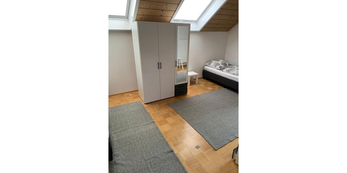 Erdgeschoßwohnung Dettingen an der Erms - 4 Zimmer, 80 m&sup2;, 2.200&euro; | Angebot:24590426