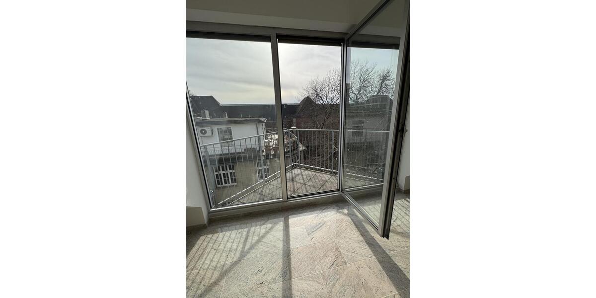 Einfamilienhaus Köln - 3.5 Zimmer, 123 m&sup2;, 2.000&euro; | Angebot:25084534