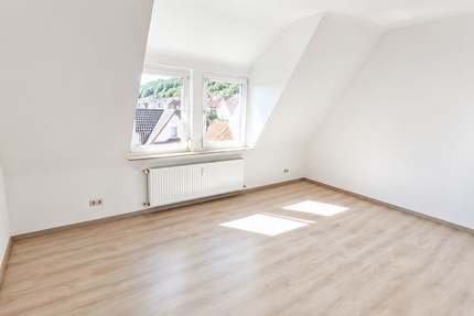 Wohnung Stuttgart Luginsland - 4 Zimmer, 89 m&sup2;, 1.140&euro; | Angebot:27157249