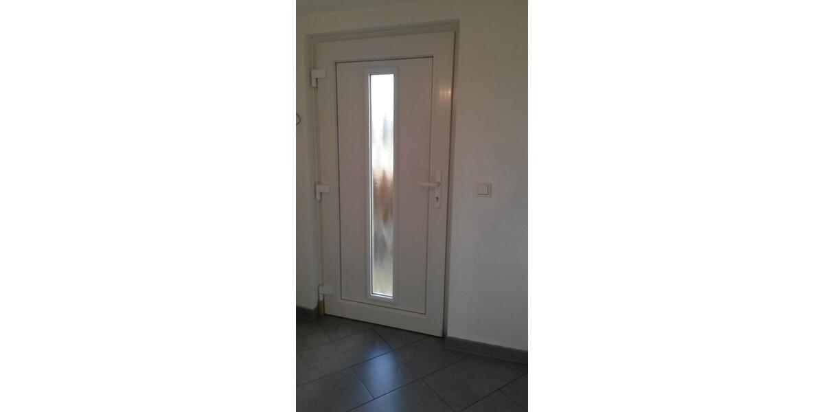 Hochparterre Gummersbach - 2 Zimmer, 36 m&sup2;, 380&euro; | Angebot:25976722