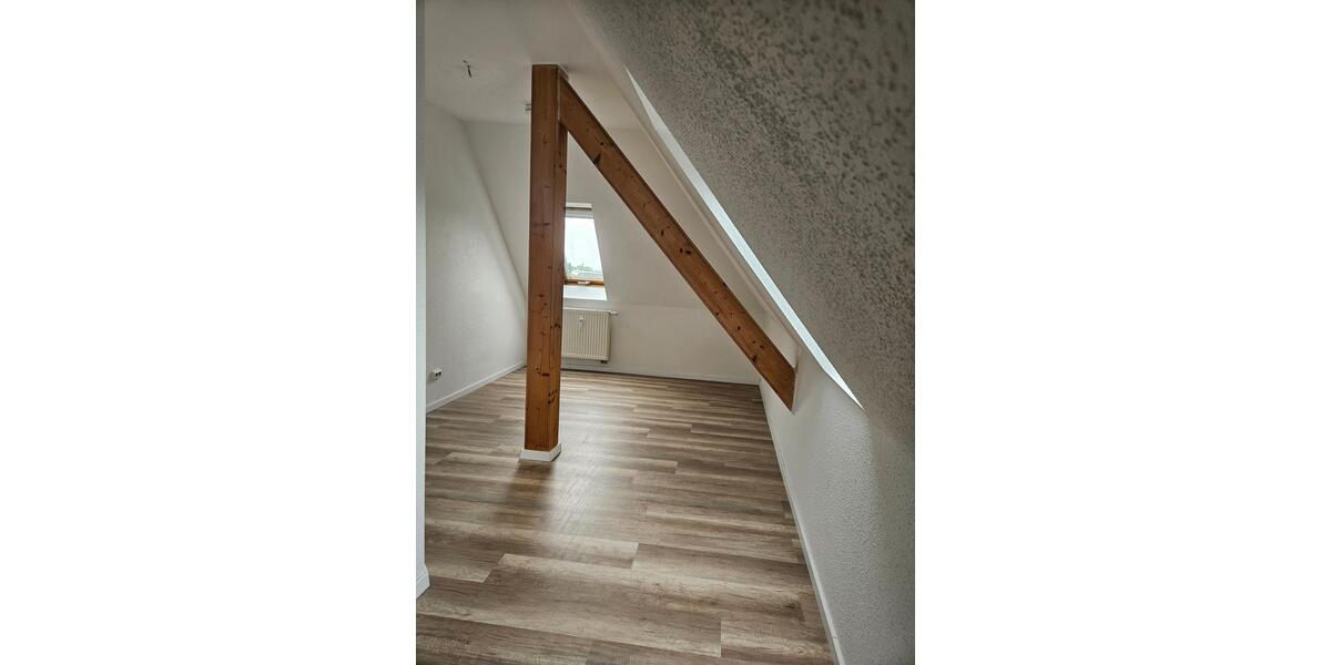 Etagenwohnung Burgstädt - 3 Zimmer, 79 m&sup2;, 490&euro; | Angebot:26442322
