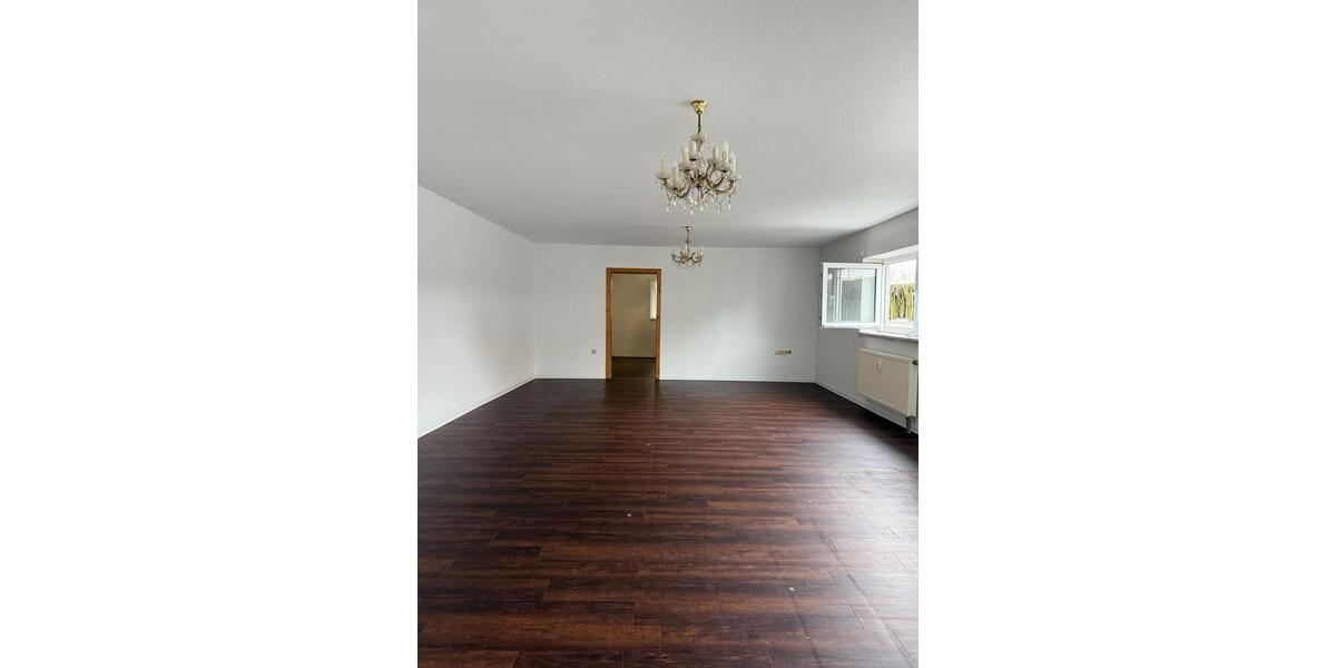 Etagenwohnung Büdingen - 2 Zimmer, 93 m&sup2;, 900&euro; | Angebot:24746305