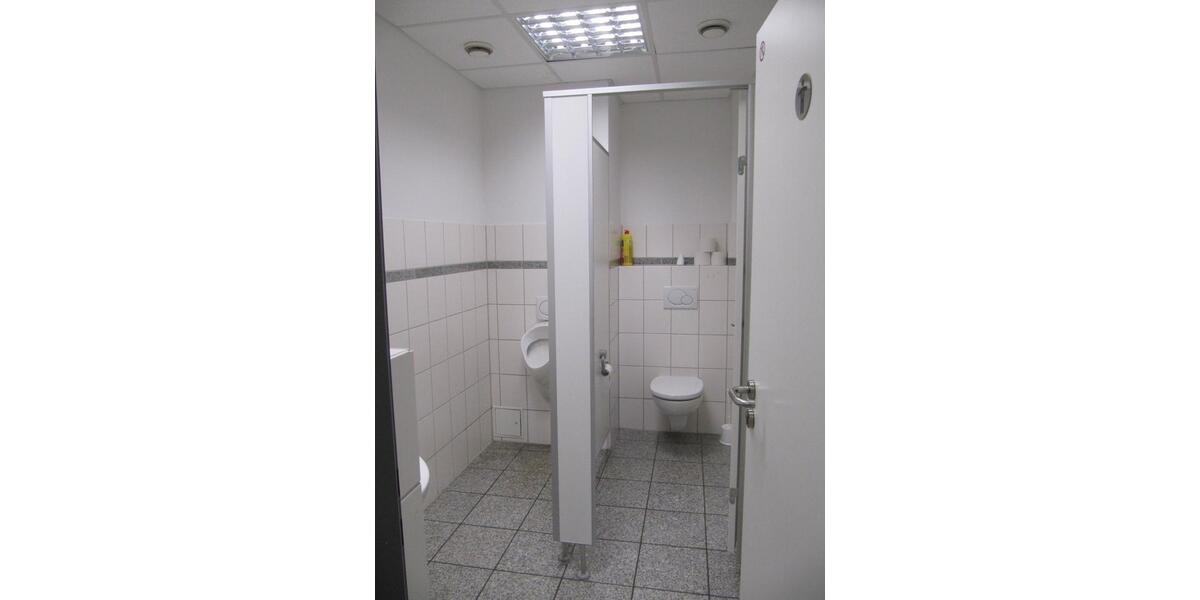 Lager-, Büro- und Werkstattfläche – ab sofort verfügbar zimmer