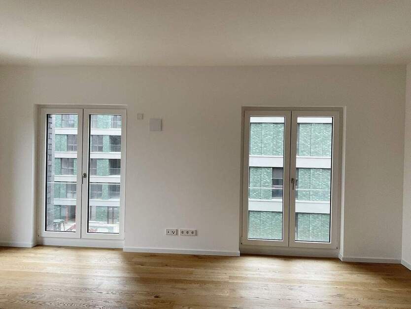 Achtung nur mit WBS!! Neubauwohnung mit Loggia, guter Schnitt, Parkett, Tageslichtbad, Aufzug 3 zimmer