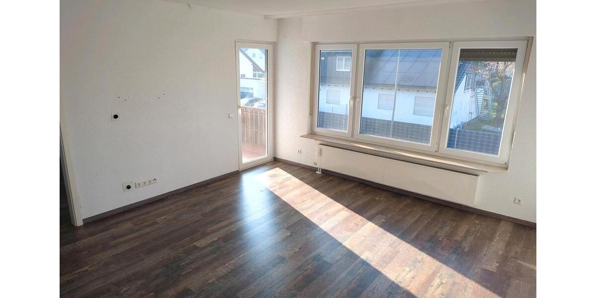 Etagenwohnung Pfaffenhofen an der Roth - 3.5 Zimmer, 87 m&sup2;, 1.150&euro; | Angebot:26176796