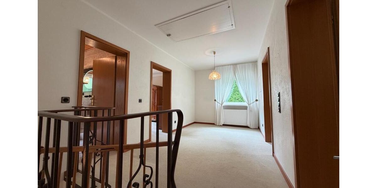 Gepflegtes 4-Zimmer-Endreihenhaus mit Garten, Keller, Garage 4 zimmer