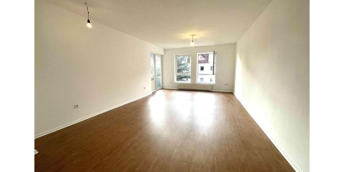 große 3 Zimmer Wohnung mit Stellplatz - frei ab sofort 3 zimmer