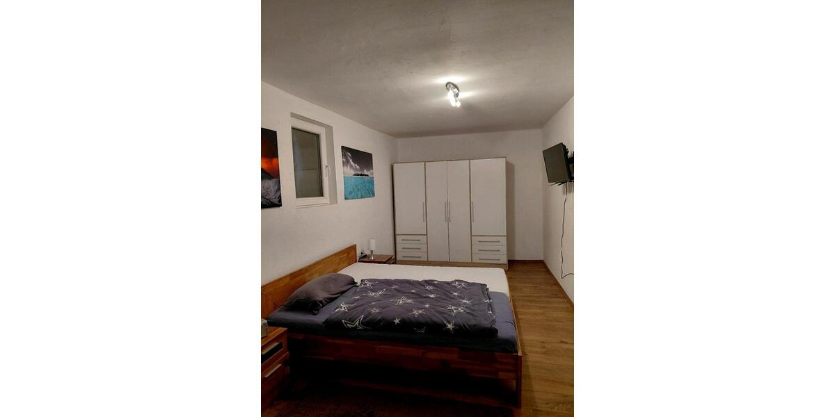 Bauernhaus, Landhaus Lauda-Königshofen Königshofen - 4 Zimmer, 180 m&sup2;, 1.750&euro; | Angebot:25146955