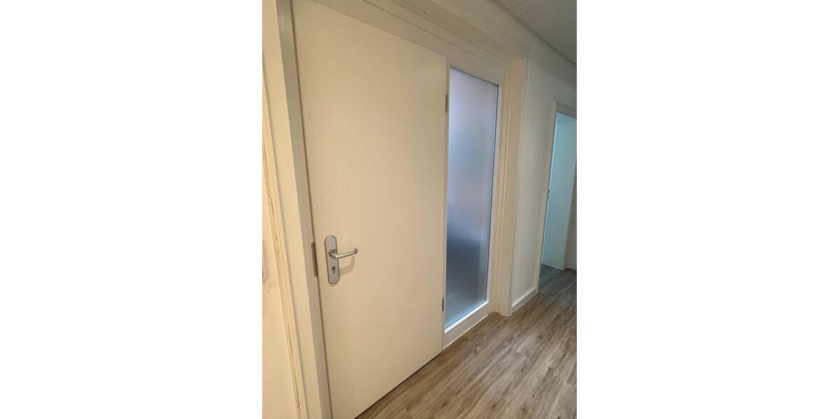 Etagenwohnung Zweibrücken - 4 Zimmer, 125 m&sup2;, 900&euro; | Angebot:25942858