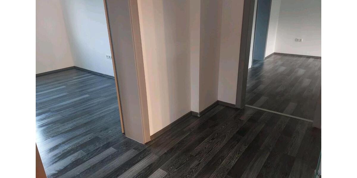 Doppelhaushälfte Ulmen - 6 Zimmer, 150 m&sup2;, 1.000&euro; | Angebot:26705293