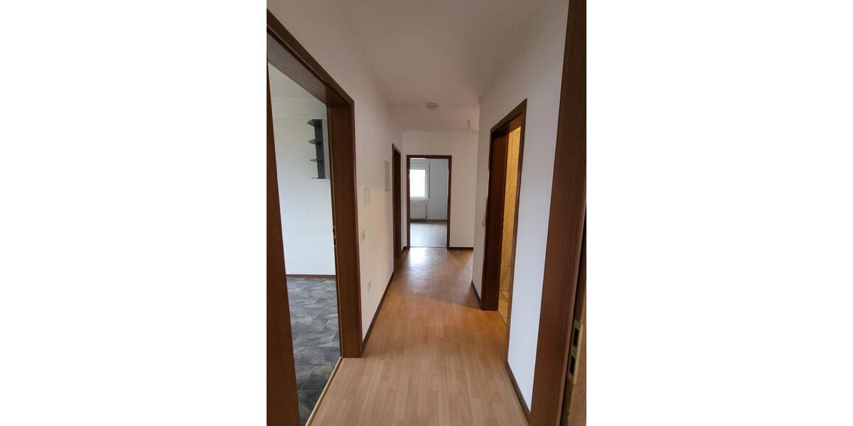 Dachgeschoßwohnung Frankenberg (Eder) - 2 Zimmer, 70 m&sup2;, 550&euro; | Angebot:25887824