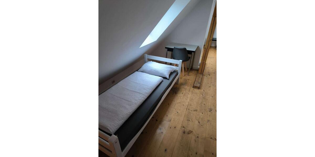 Einfamilienhaus Glinde - 6 Zimmer, 120 m&sup2;, 2.500&euro; | Angebot:26478649