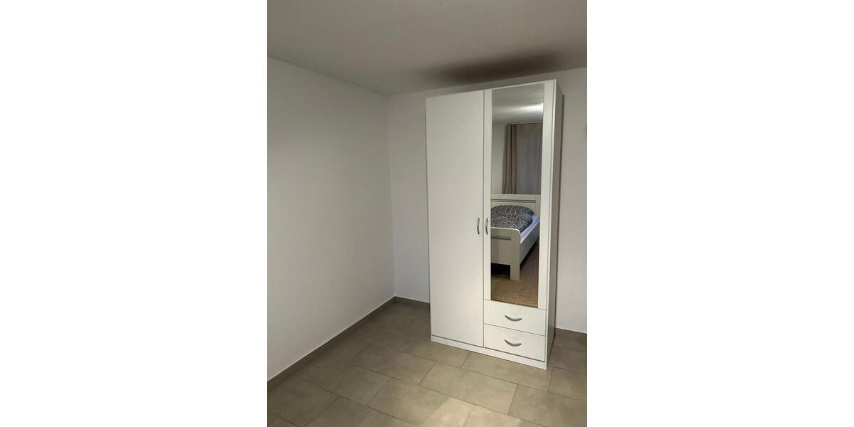 Wohnen auf Zeit Heidenau - 4 Zimmer, 60 m&sup2;, 25&euro; | Angebot:25870124