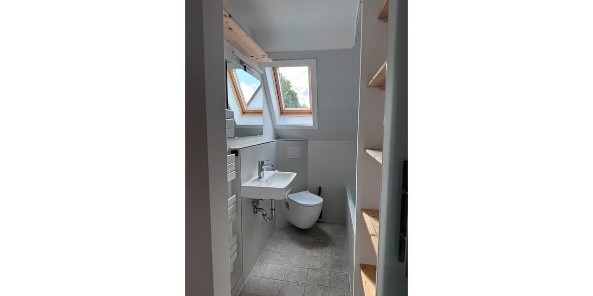 Dachgeschoßwohnung Nürtingen - 3 Zimmer, 58 m&sup2;, 895&euro; | Angebot:26588244