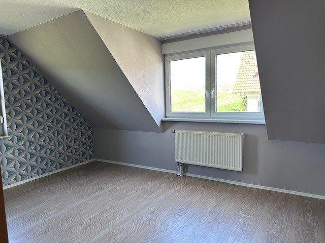 Dachgeschoßwohnung Bad Zwesten - 4 Zimmer, 92 m&sup2;, 644&euro; | Angebot:23138166