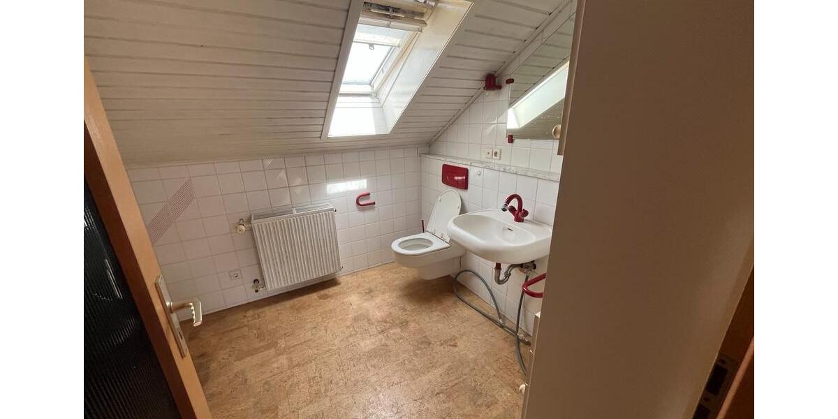 Dachgeschoßwohnung Geislingen an der Steige - 2 Zimmer, 49 m&sup2;, 500&euro; | Angebot:24600154