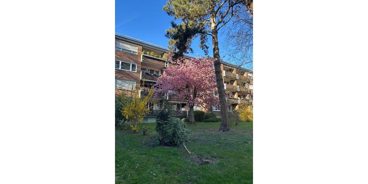 Dachgeschoßwohnung Erftstadt - 3 Zimmer, 80 m&sup2;, 860&euro; | Angebot:24659960