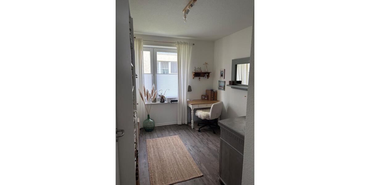 Erdgeschoßwohnung Heide - 3 Zimmer, 65 m&sup2;, 780&euro; | Angebot:26347875