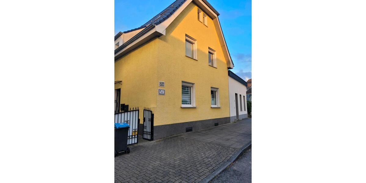 Etagenwohnung Köln Chorweiler - 2 Zimmer, 55 m&sup2;, 1.100&euro; | Angebot:26582071