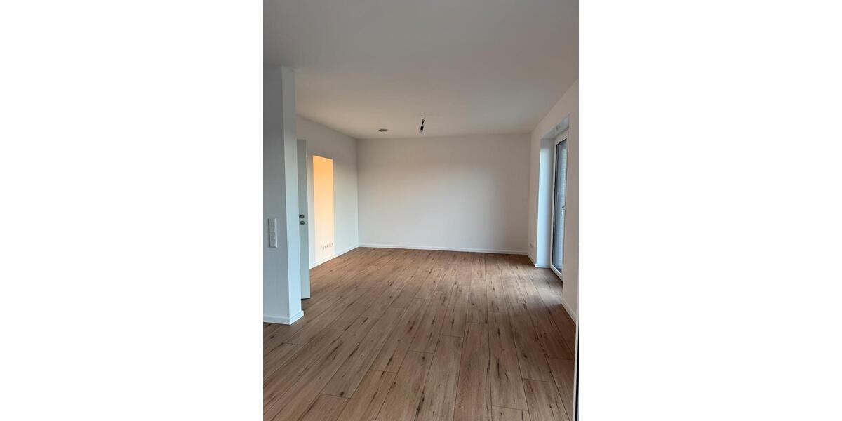 Doppelhaushälfte in Huntlosen – moderne Neubau-DHH mit Garten 4 zimmer