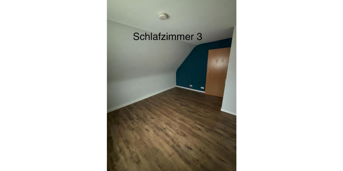 4 Zimmer Dachgeschosswohnung in Bissingen an der Teck 4 zimmer