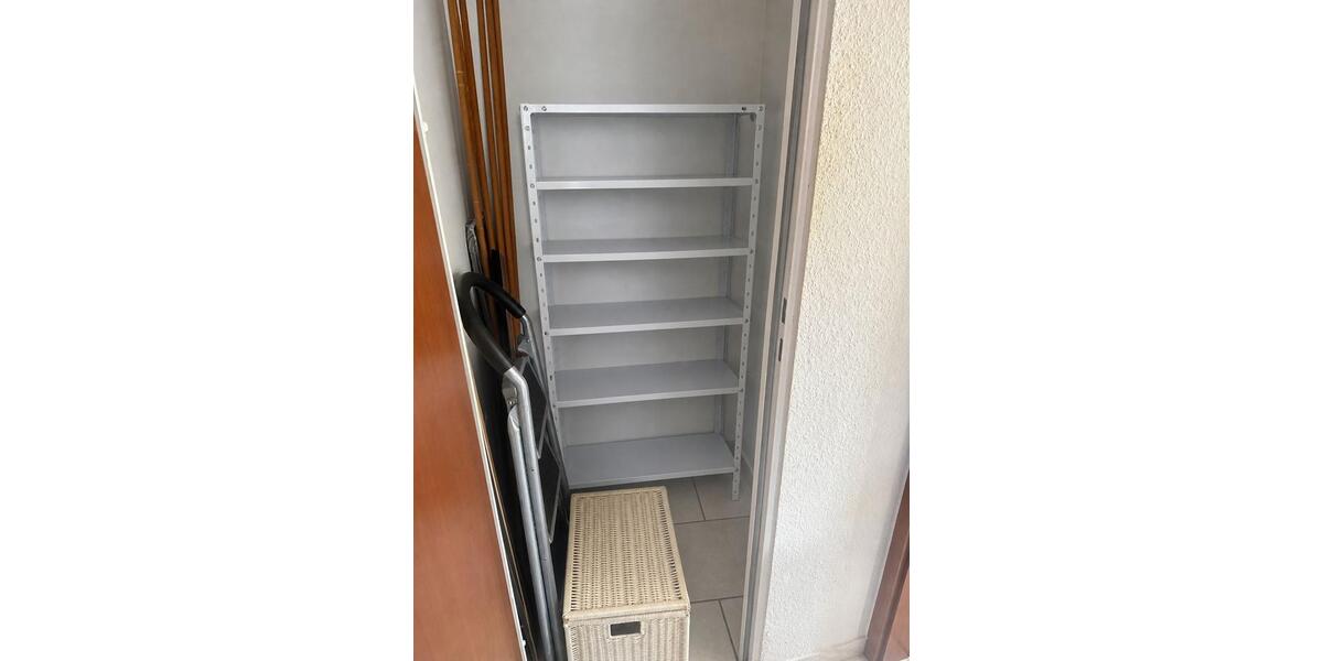 Dachgeschoßwohnung Duisburg Essenberg - 3 Zimmer, 76 m&sup2;, 680&euro; | Angebot:26632424