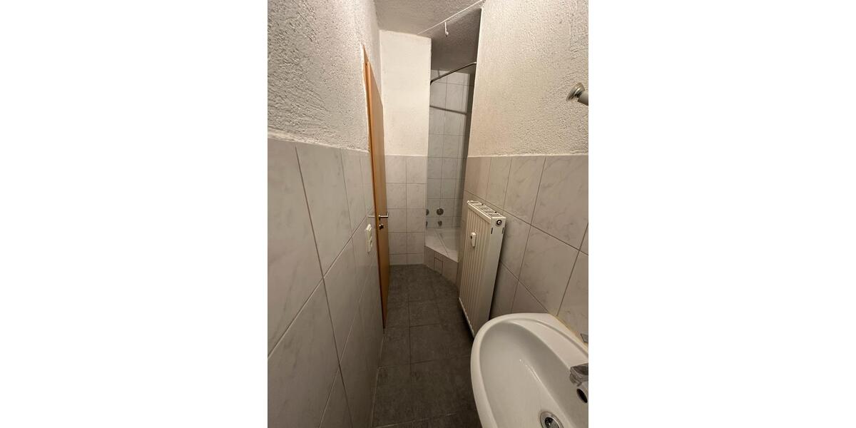 Erdgeschoßwohnung Rottenburg am Neckar - 3 Zimmer, 70 m&sup2;, 900&euro; | Angebot:25057551
