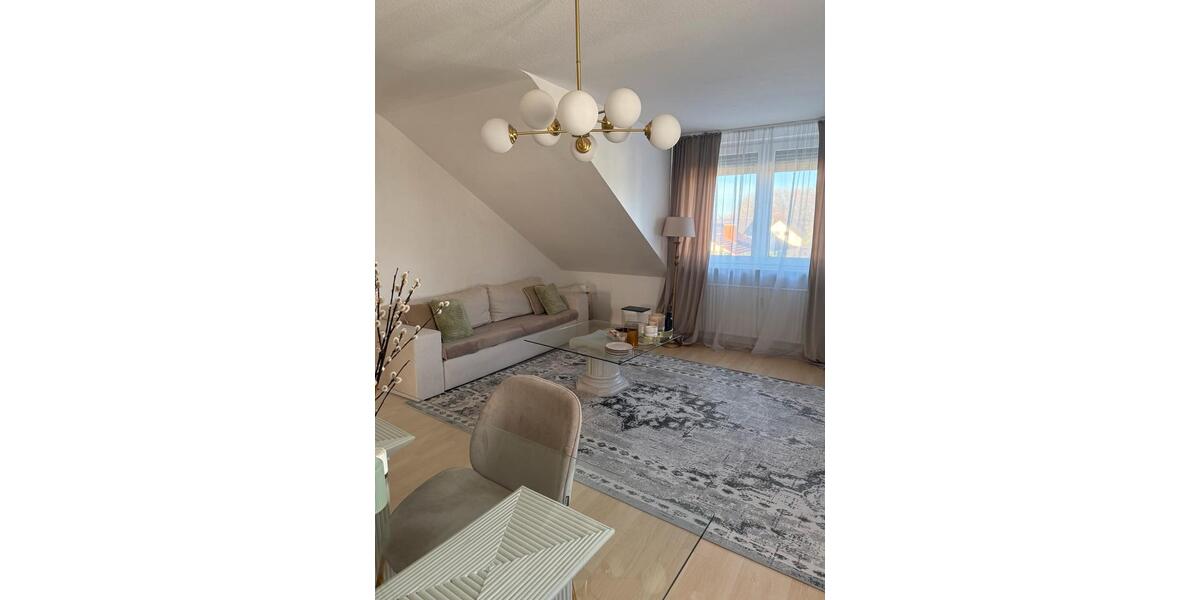 Dachgeschoßwohnung Bonn - 2 Zimmer, 63 m&sup2;, 980&euro; | Angebot:25267732