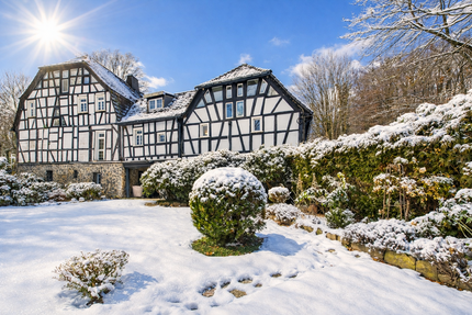 Wohnung Wiesbaden Schierstein - 3 Zimmer, 90 m&sup2;, 2.900&euro; | Angebot:25512511