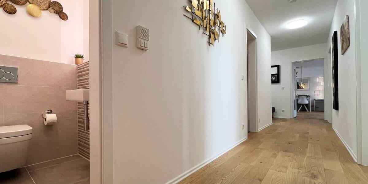 Etagenwohnung München Schwabing-Freimann - 4 Zimmer, 92 m&sup2;, 3.000&euro; | Angebot:26420182