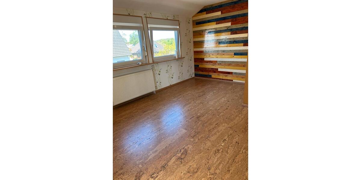 Etagenwohnung Hodenhagen - 8 Zimmer, 136 m&sup2;, 1.400&euro; | Angebot:26550604
