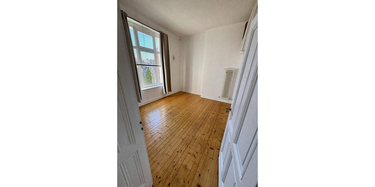 Etagenwohnung Aachen Aachen-Mitte - 4 Zimmer, 140 m&sup2;, 1.680&euro; | Angebot:26764524