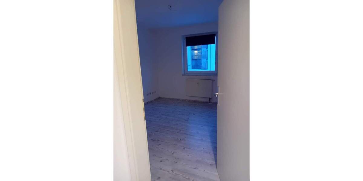 Etagenwohnung Ilmenau - 2 Zimmer, 35 m&sup2;, 350&euro; | Angebot:26015551