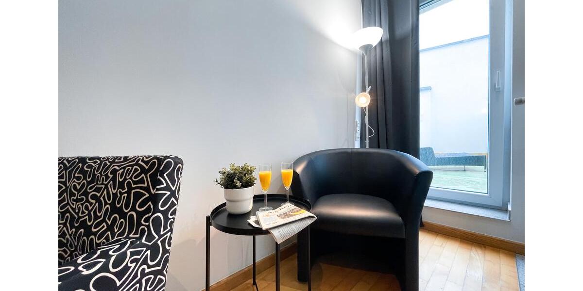 Wohnen auf Zeit Aachen Aachen-Mitte - 1 Zimmer, 17 m&sup2;, 550&euro; | Angebot:11935777